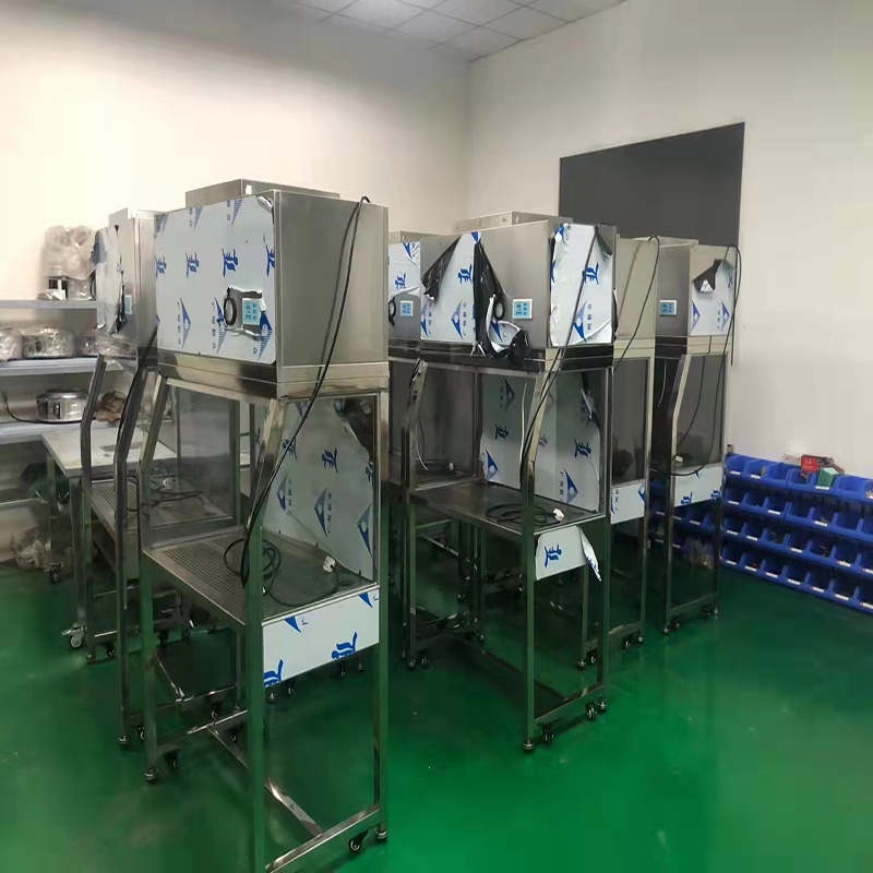 富士康生产车间超净工作台批量交货